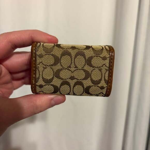 Coach - Picture 2 of 3